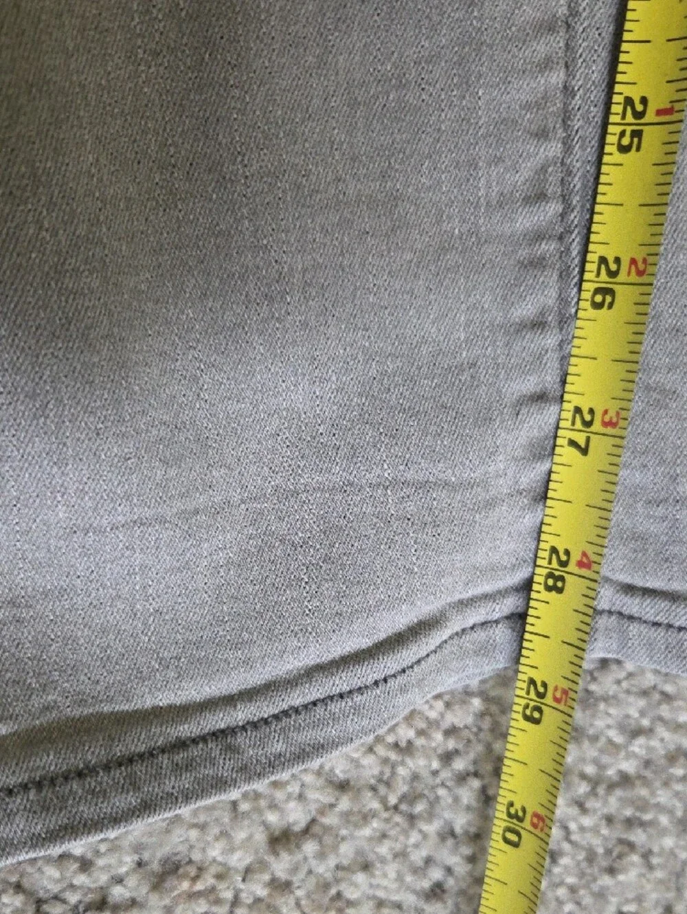 Old Navy 5 Pairs XXL/18, 4 pairs Jeans And 1 Jogger Bundle Blue, Black, Gray